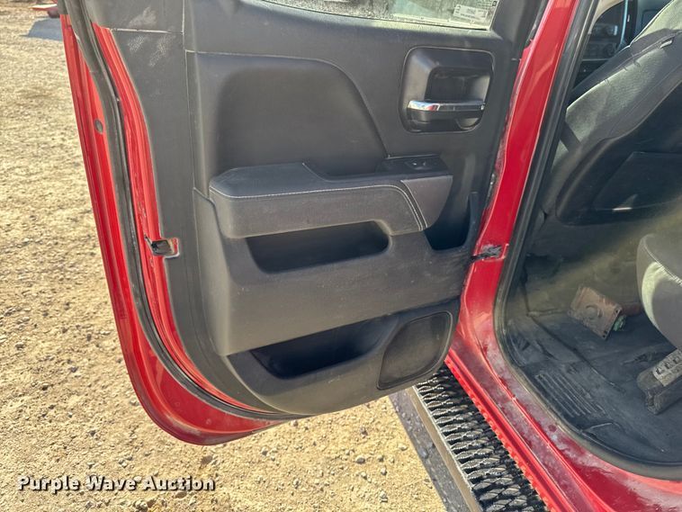 image for item OE9543 2015 Chevrolet Silverado 2500HD Ext. Cab pickup truck