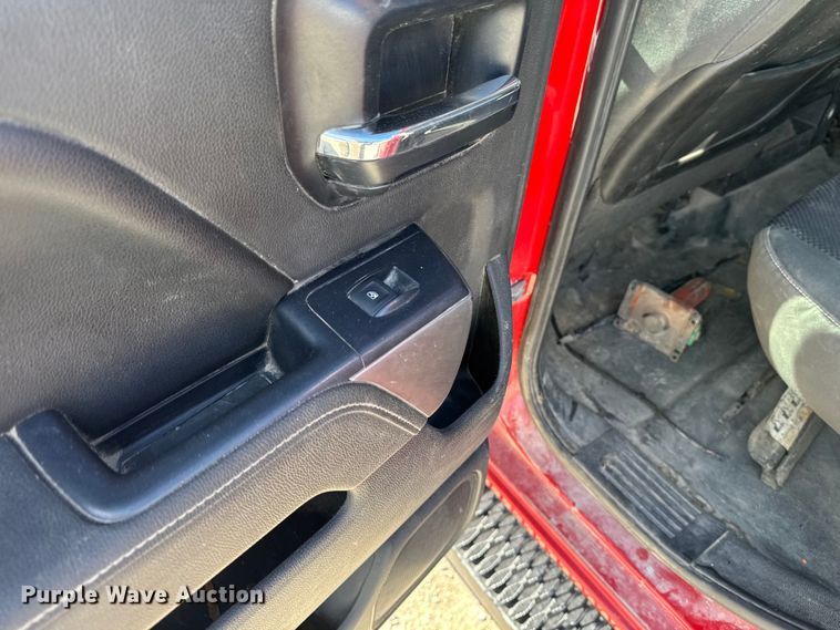 image for item OE9543 2015 Chevrolet Silverado 2500HD Ext. Cab pickup truck