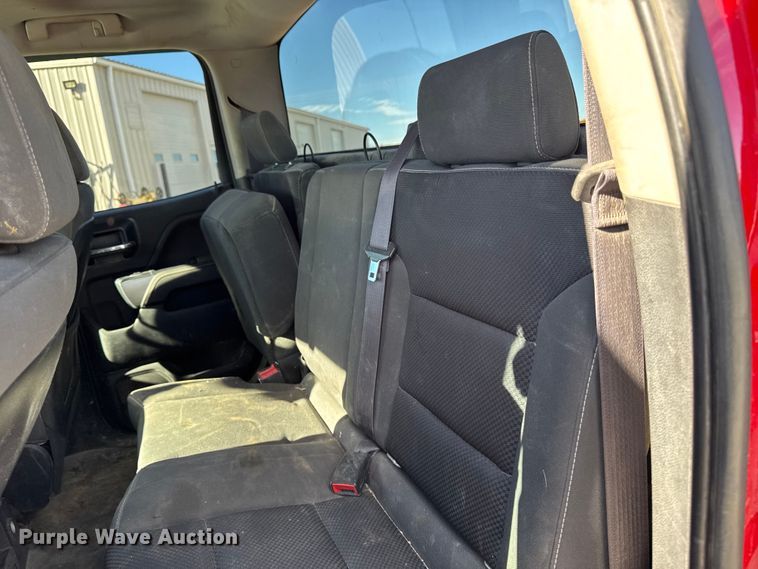 image for item OE9543 2015 Chevrolet Silverado 2500HD Ext. Cab pickup truck