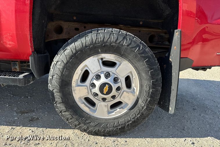 image for item OE9543 2015 Chevrolet Silverado 2500HD Ext. Cab pickup truck