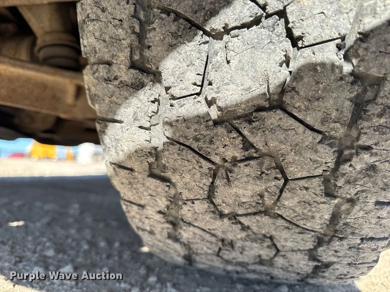 image for item OE9543 2015 Chevrolet Silverado 2500HD Ext. Cab pickup truck