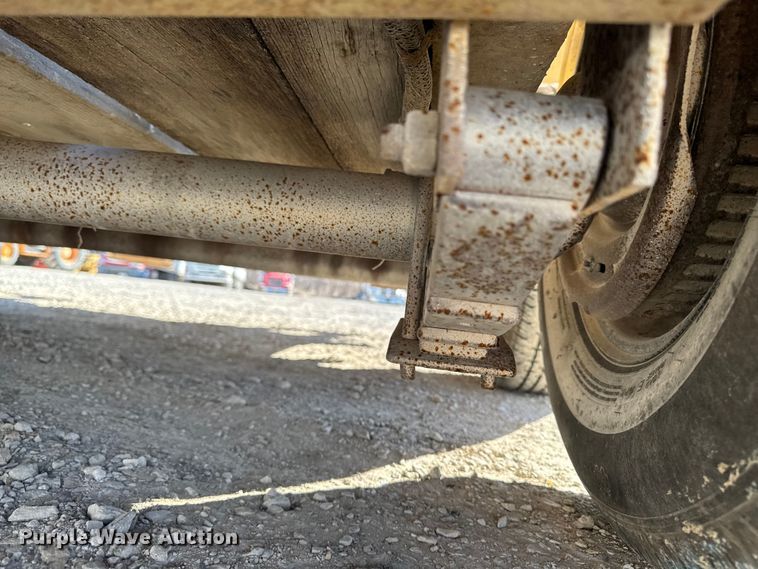 image for item OE9544 1999 Redi-Haul equipment trailer