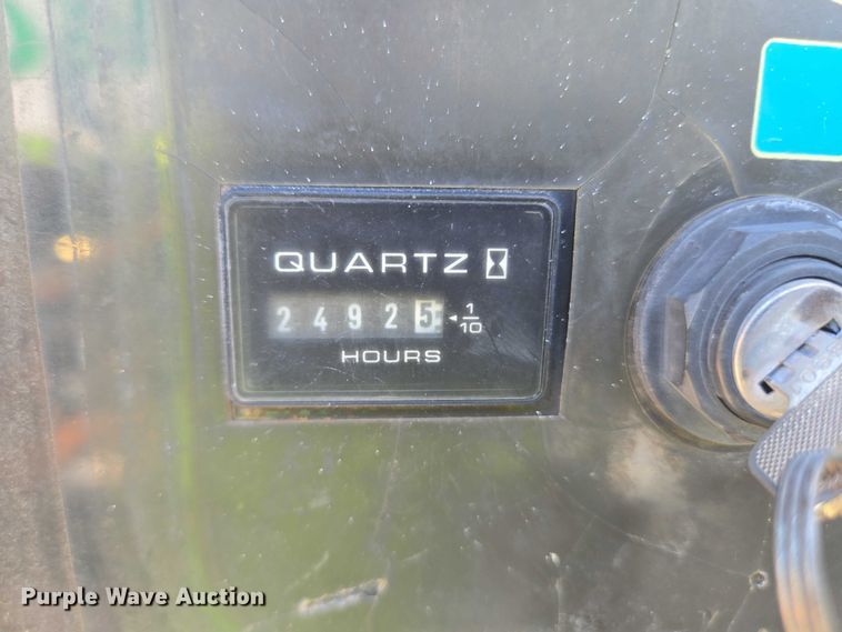 image for item YA1073 2014 JLG boom lift