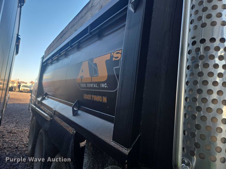 image for item YA1451 2018 Kenworth T880 dump truck