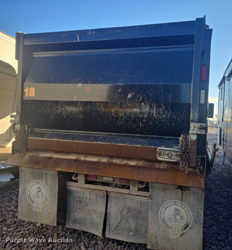 image for item YA1451 2018 Kenworth T880 dump truck