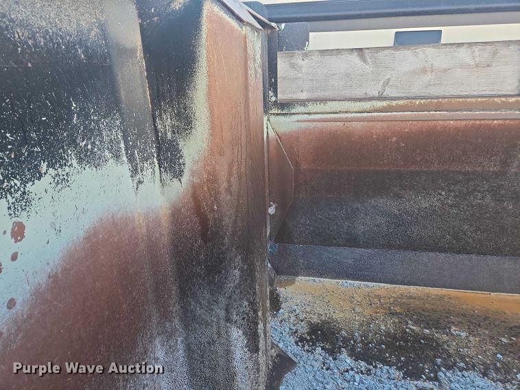 image for item YA1451 2018 Kenworth T880 dump truck