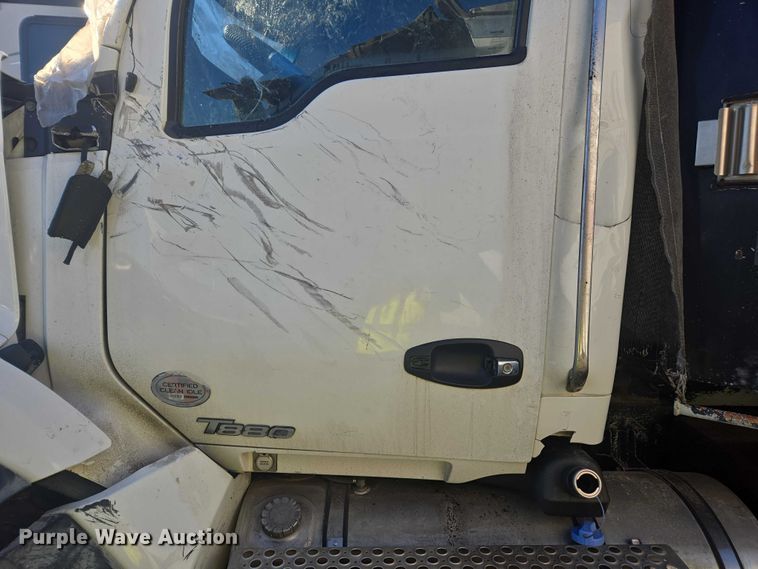 image for item YA1451 2018 Kenworth T880 dump truck