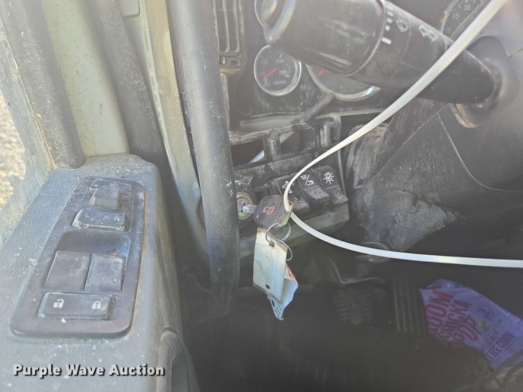 image for item YA1451 2018 Kenworth T880 dump truck