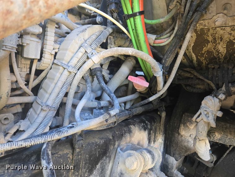 image for item YA1451 2018 Kenworth T880 dump truck