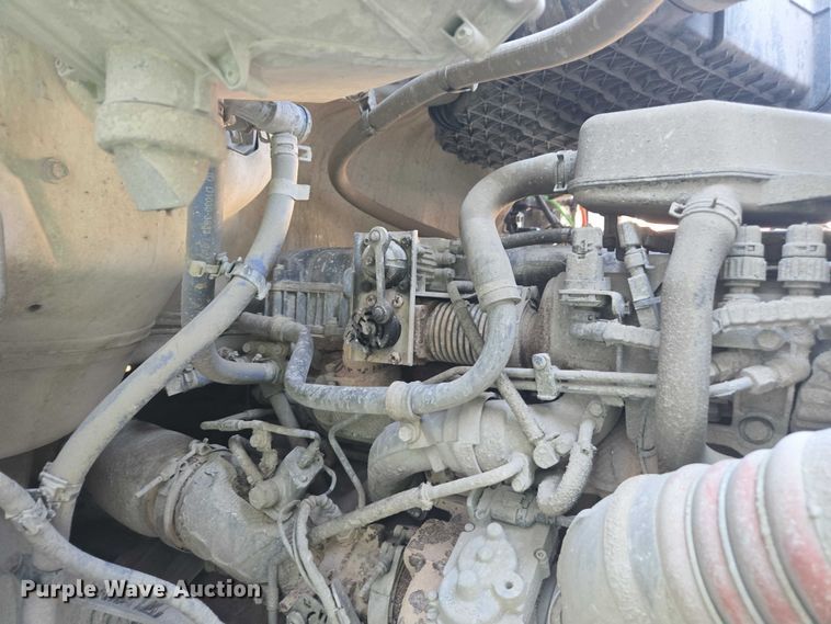 image for item YA1451 2018 Kenworth T880 dump truck