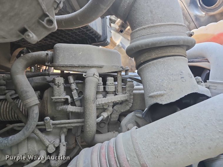 image for item YA1451 2018 Kenworth T880 dump truck