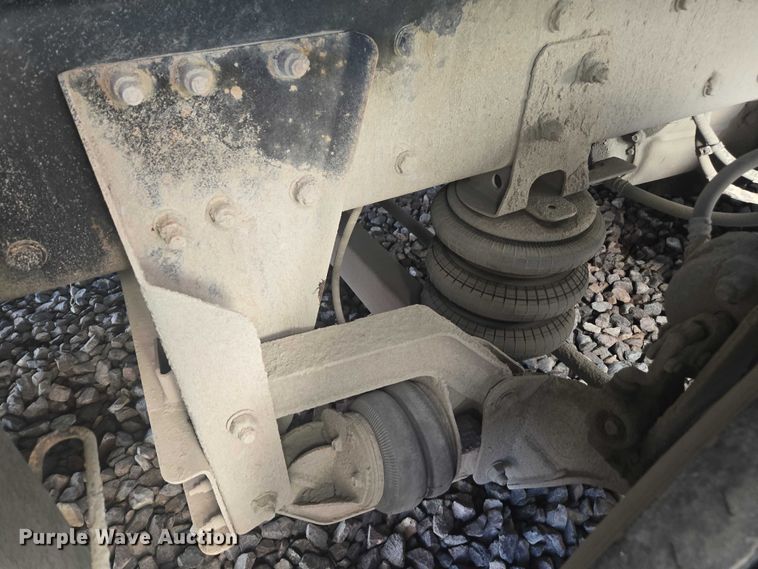 image for item YA1451 2018 Kenworth T880 dump truck