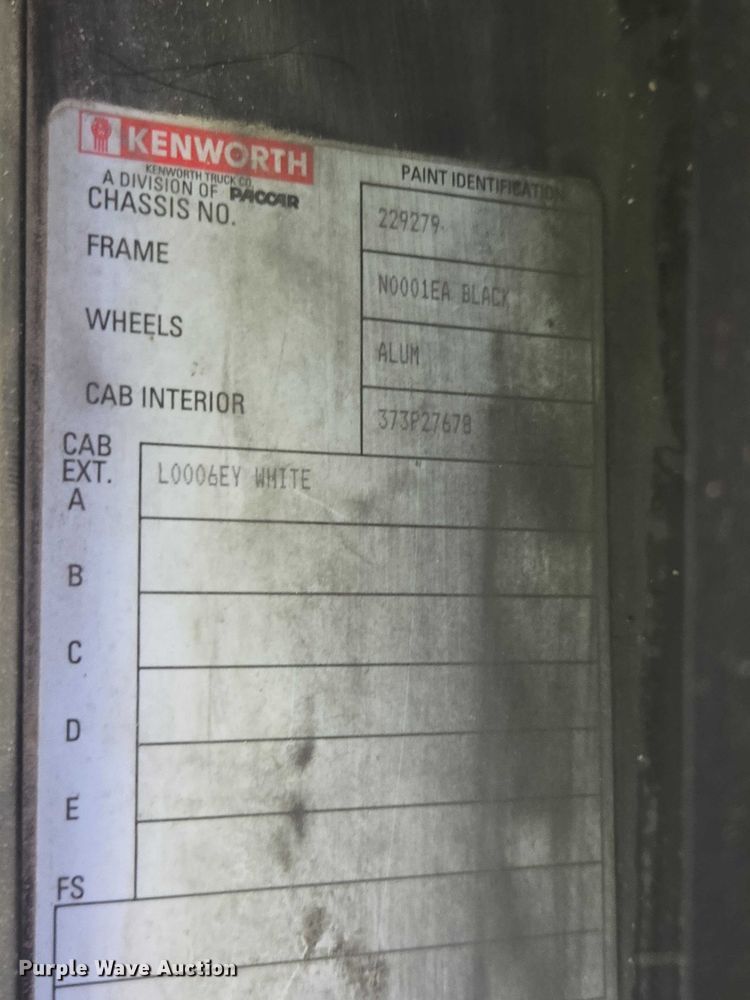 image for item YA1451 2018 Kenworth T880 dump truck