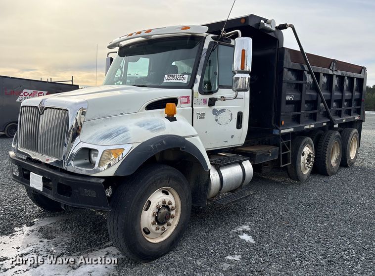 image for item YA1510 2005 International 7500  dump truck