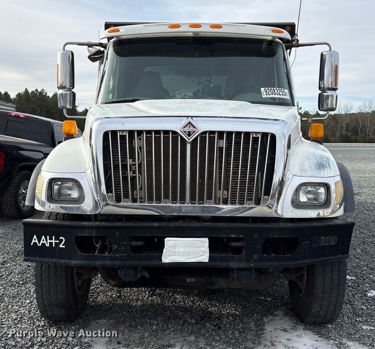 image for item YA1510 2005 International 7500  dump truck