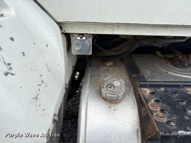 image for item YA1510 2005 International 7500  dump truck