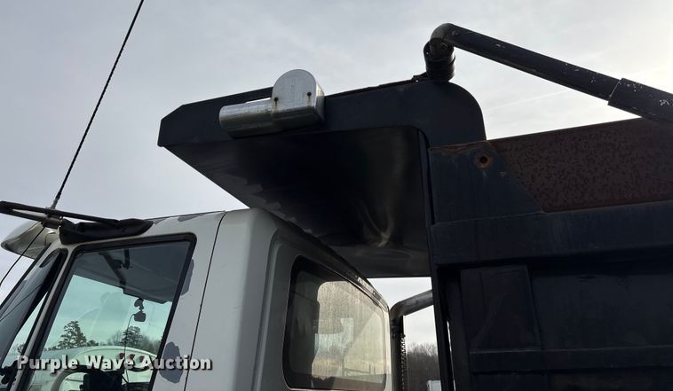 image for item YA1510 2005 International 7500  dump truck