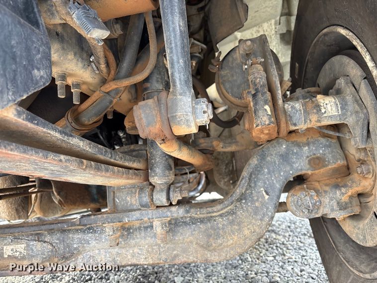 image for item YA1510 2005 International 7500  dump truck