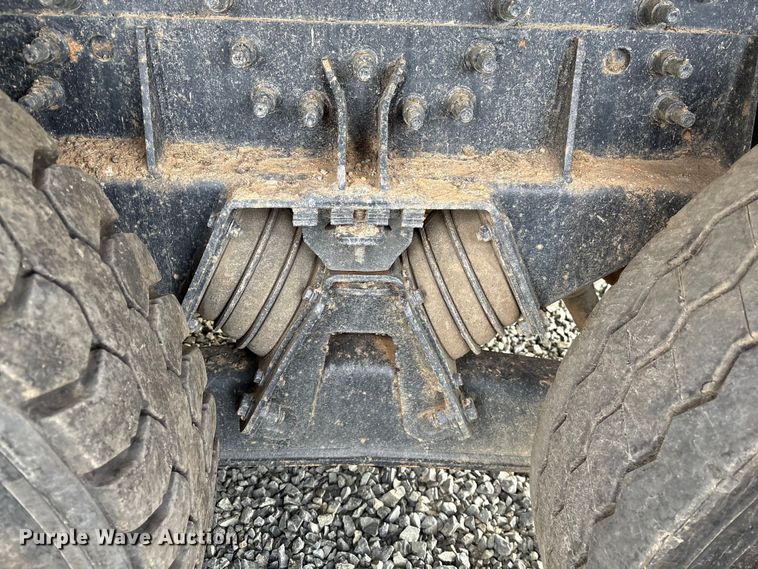 image for item YA1510 2005 International 7500  dump truck