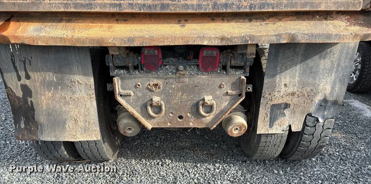 image for item YA1510 2005 International 7500  dump truck