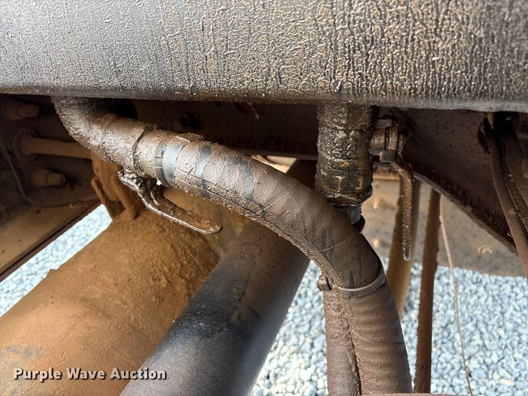 image for item YA1510 2005 International 7500  dump truck