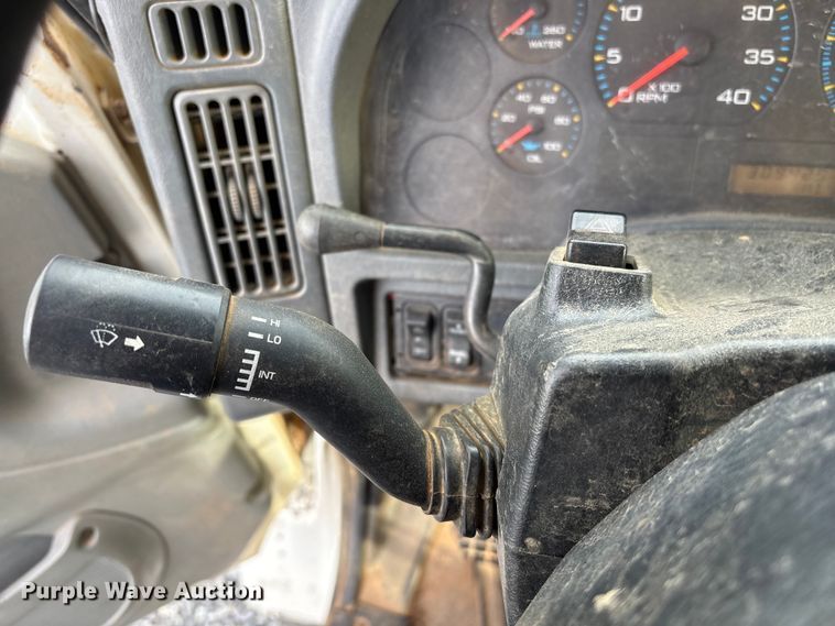 image for item YA1510 2005 International 7500  dump truck