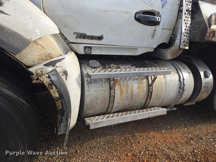 image for item YA1537 2021 Kenworth T880 dump truck