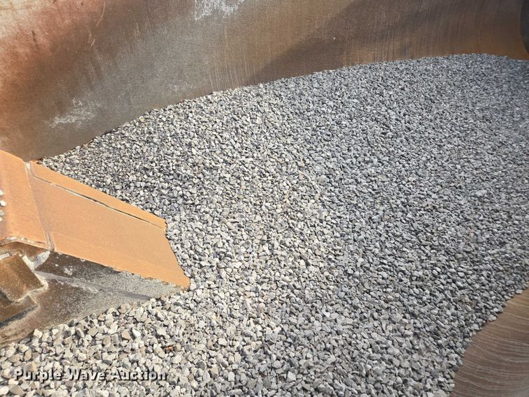 image for item YA1537 2021 Kenworth T880 dump truck