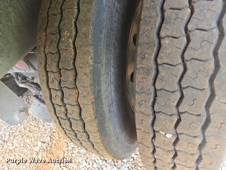 image for item YA1537 2021 Kenworth T880 dump truck