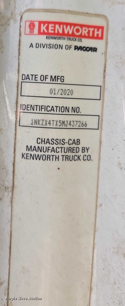 image for item YA1537 2021 Kenworth T880 dump truck