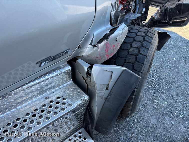 image for item YA1725 2020 Kenworth T880 dump truck