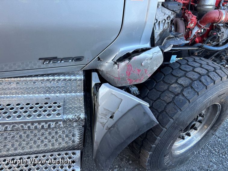 image for item YA1725 2020 Kenworth T880 dump truck