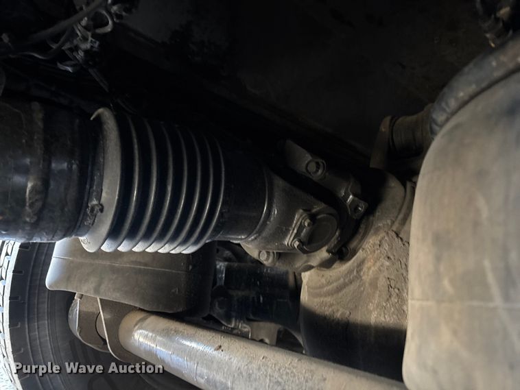 image for item YA1725 2020 Kenworth T880 dump truck