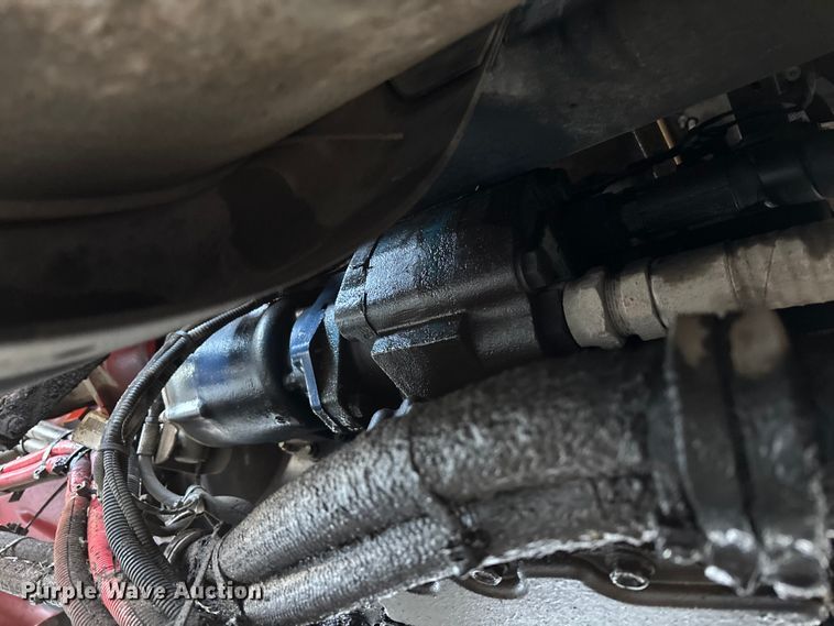 image for item YA1725 2020 Kenworth T880 dump truck