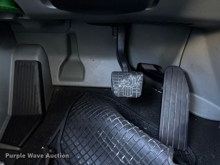 image for item YA1725 2020 Kenworth T880 dump truck