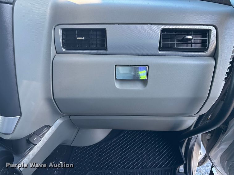 image for item YA1725 2020 Kenworth T880 dump truck