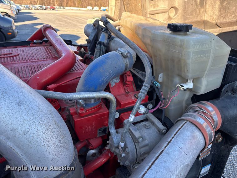 image for item YA1725 2020 Kenworth T880 dump truck