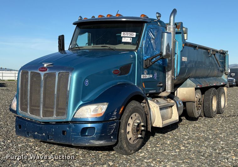 image for item YA1727 2018 Peterbilt 579  dump truck