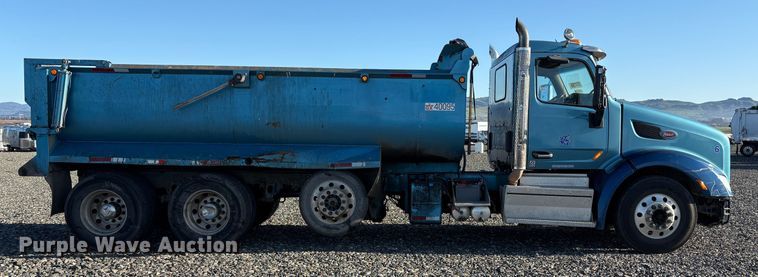 image for item YA1727 2018 Peterbilt 579  dump truck