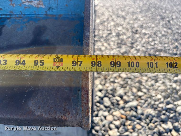 image for item YA1727 2018 Peterbilt 579  dump truck