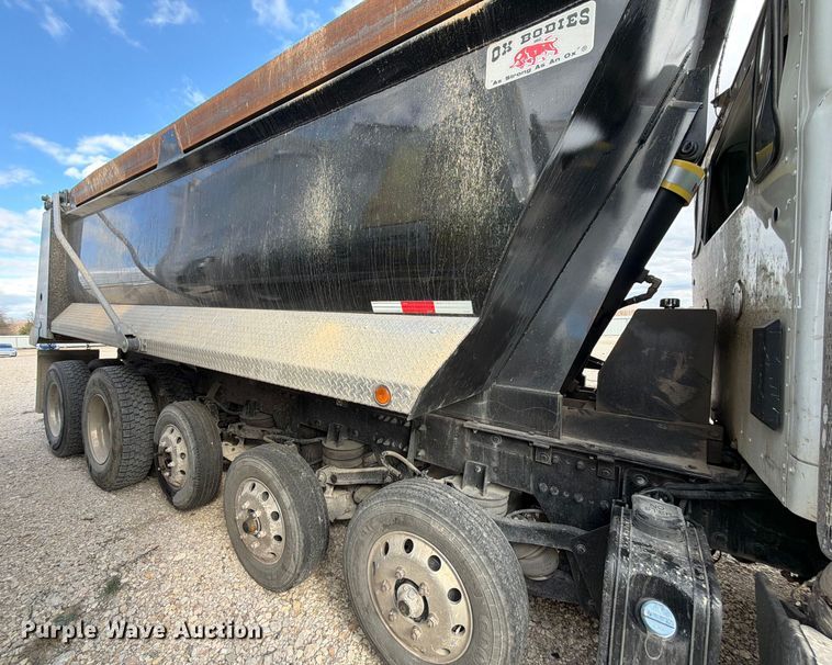 image for item YA2027 2025 Peterbilt 567 dump truck