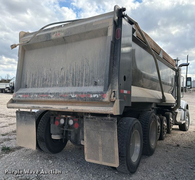 image for item YA2027 2025 Peterbilt 567 dump truck