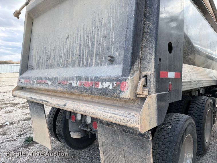 image for item YA2027 2025 Peterbilt 567 dump truck