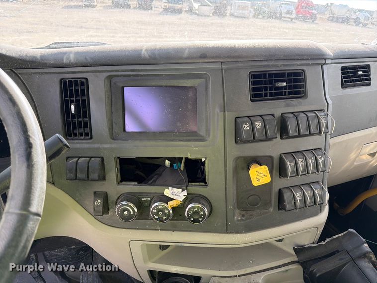 image for item YA2027 2025 Peterbilt 567 dump truck