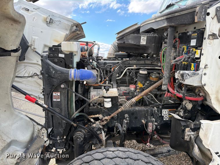 image for item YA2027 2025 Peterbilt 567 dump truck