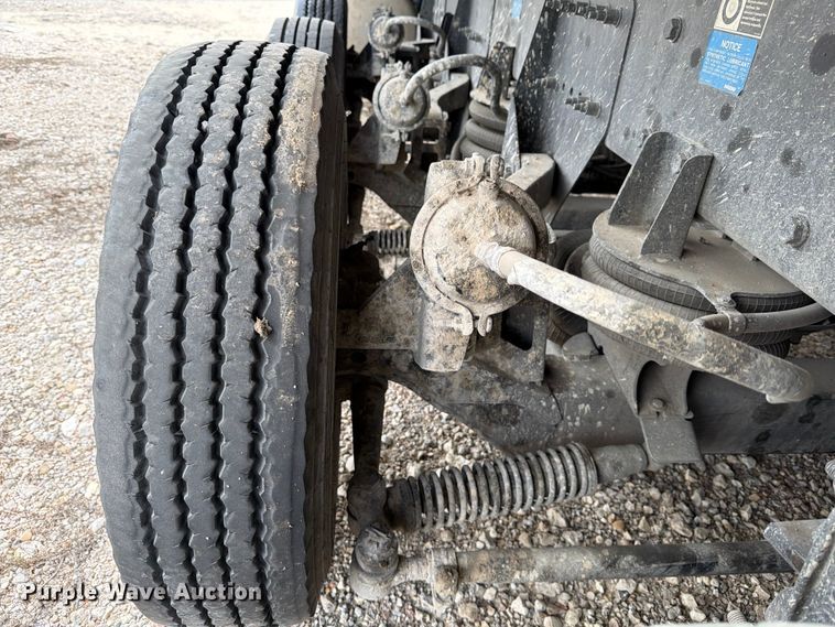 image for item YA2027 2025 Peterbilt 567 dump truck