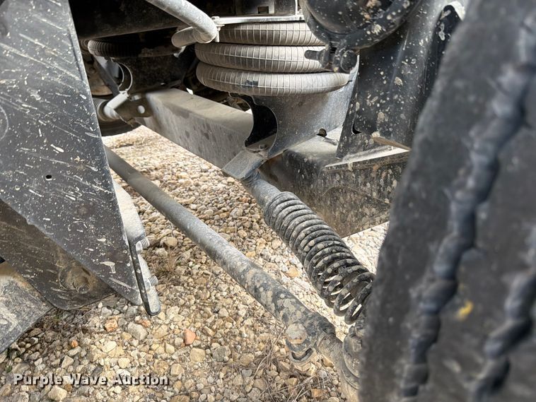 image for item YA2027 2025 Peterbilt 567 dump truck