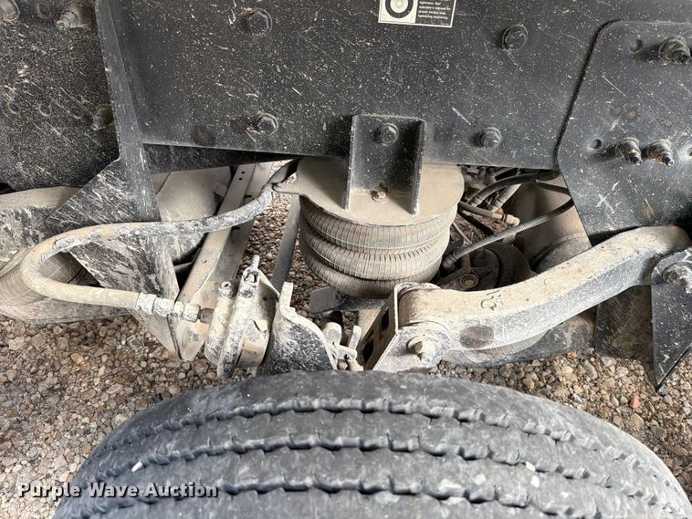 image for item YA2027 2025 Peterbilt 567 dump truck