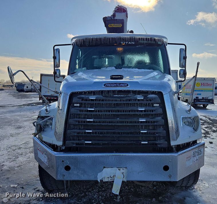 image for item YA2130 2017 Freightliner 114SD crane truck