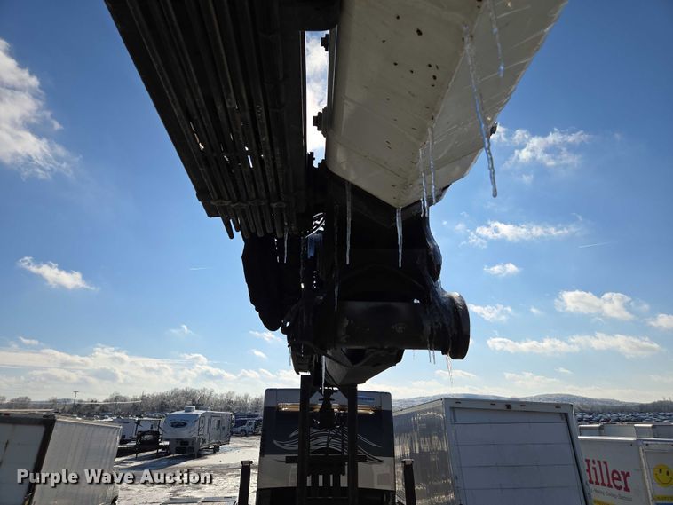 image for item YA2130 2017 Freightliner 114SD crane truck